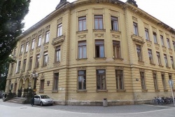 Univerzitní Knihovna Univerzity Hradec Králové