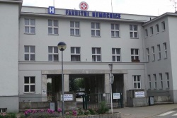 Fakultní nemocnice Hradec Králové - Refrakční centrum